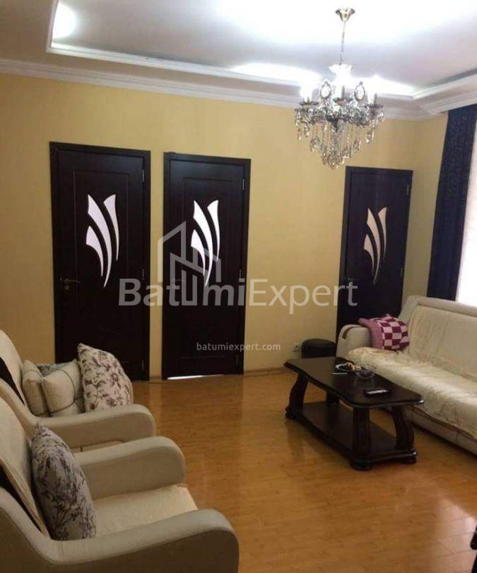 Mənzil 98 m² - Zuraba Qorqiladze, Batumi, Gürcüstan