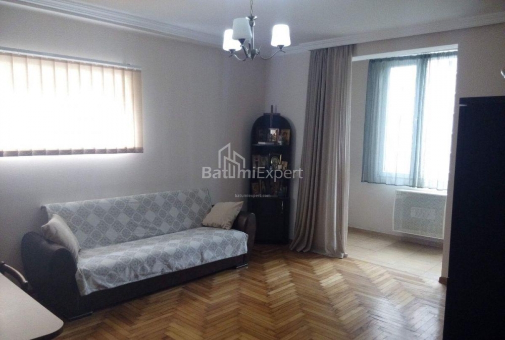 Mənzil 60 m² - Ekvtime Takaişvili, Batumi, Gürcüstan