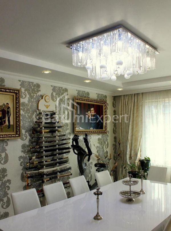 Mənzil 160 m² - İlya Çavçavadze, Batumi, Gürcüstan