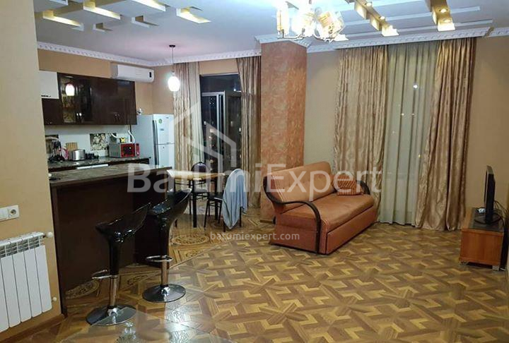 Mənzil 75 m² - Vaxtanq Qorqasali, Batumi, Gürcüstan