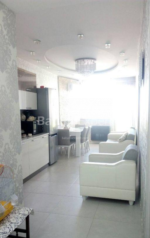 Mənzil 64 m² - Şerif Ximşiaşvili, Batumi, Gürcüstan