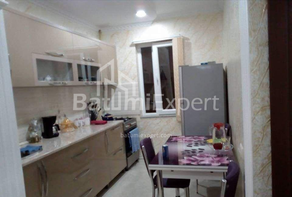 Mənzil 76 m² - Yusuf Kobaladze, Batumi, Gürcüstan