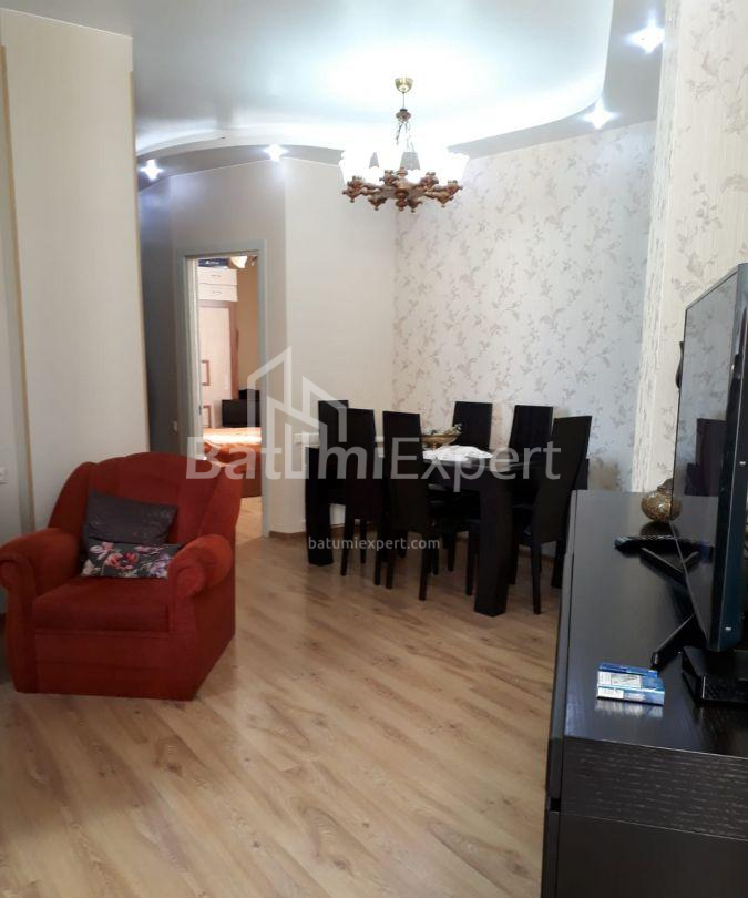 Mənzil 96 m² - Şerif Ximşiaşvili, Batumi, Gürcüstan