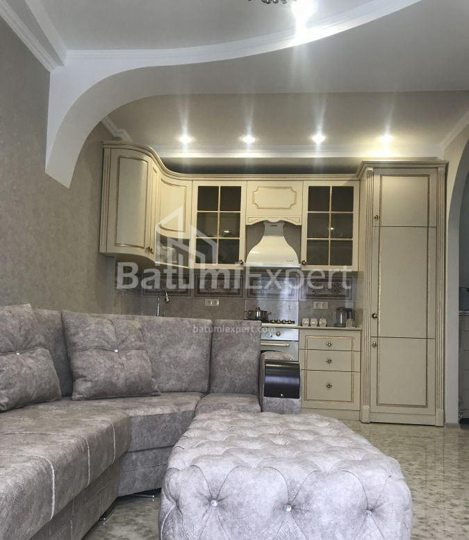 Mənzil 39 m² - Niko Pirosmani, Batumi, Gürcüstan