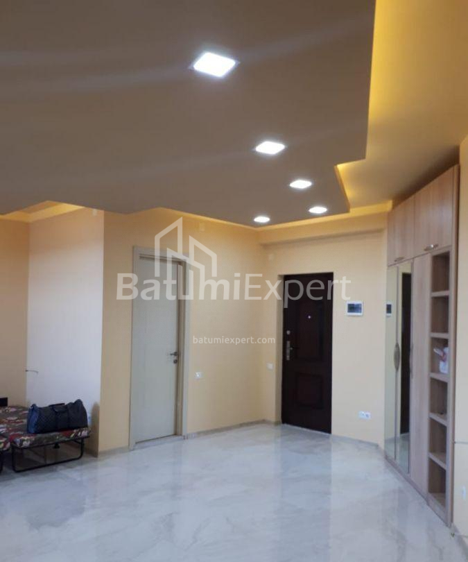 Mənzil 73 m² - Mixail Lermontov, Batumi, Gürcüstan