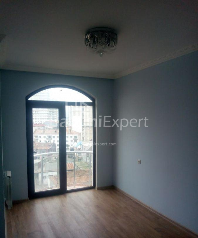Mənzil 73 m² - İlya Çavçavadze, Batumi, Gürcüstan