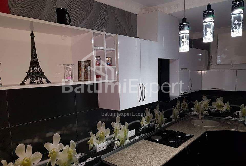 Mənzil 76 m² - Yurievskaya, Batumi, Gürcüstan