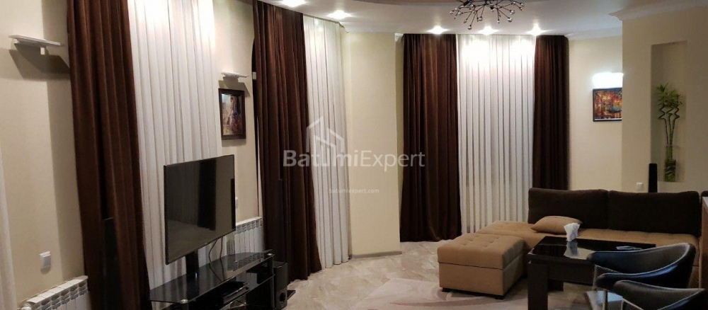 Mənzil 133 m² - İlya Çavçavadze, Batumi, Gürcüstan