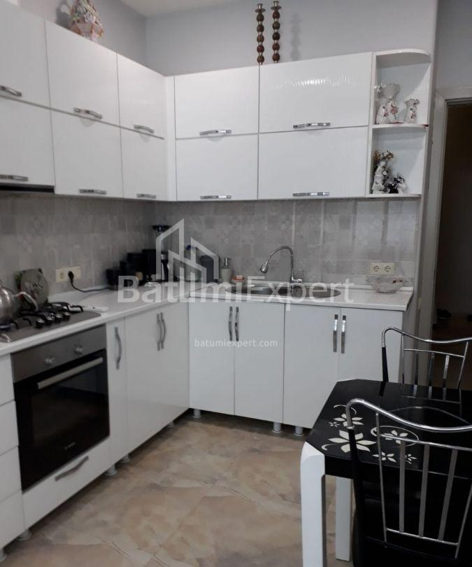 Mənzil 96 m² - Şerif Ximşiaşvili, Batumi, Gürcüstan
