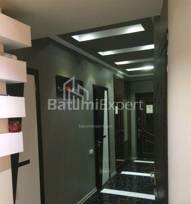 Mənzil 107 m² - Şerif Ximşiaşvili, Batumi, Gürcüstan