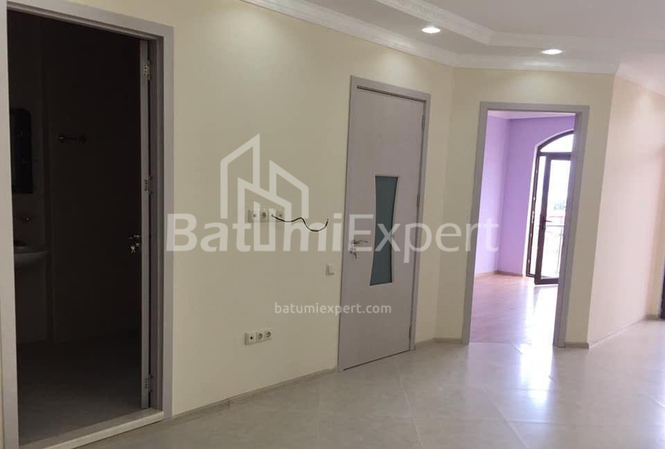Mənzil 73 m² - İlya Çavçavadze, Batumi, Gürcüstan