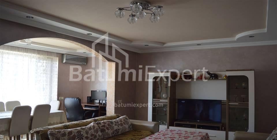 Mənzil 100 m² - Mixail Lermontov, Batumi, Gürcüstan