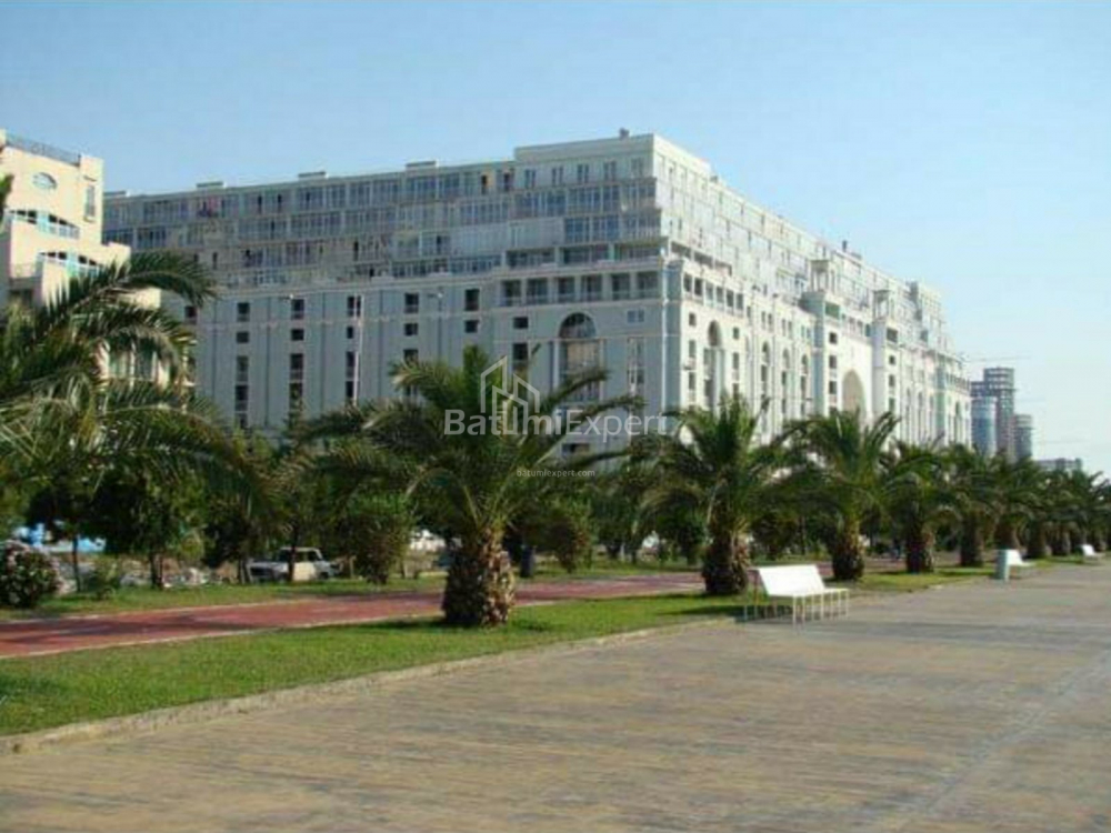 Ticarət sahəsi 50 m² - Şerif Ximşiaşvili, Batumi, Gürcüstan
