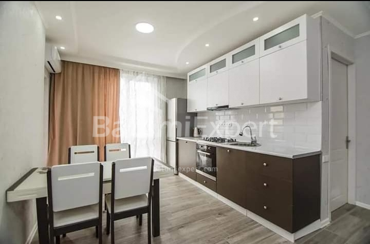 Mənzil 71 m² - David Agmashenebeli, Batumi, Gürcüstan