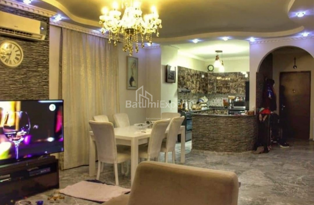 Mənzil 120 m² - İlya Çavçavadze, Batumi, Gürcüstan