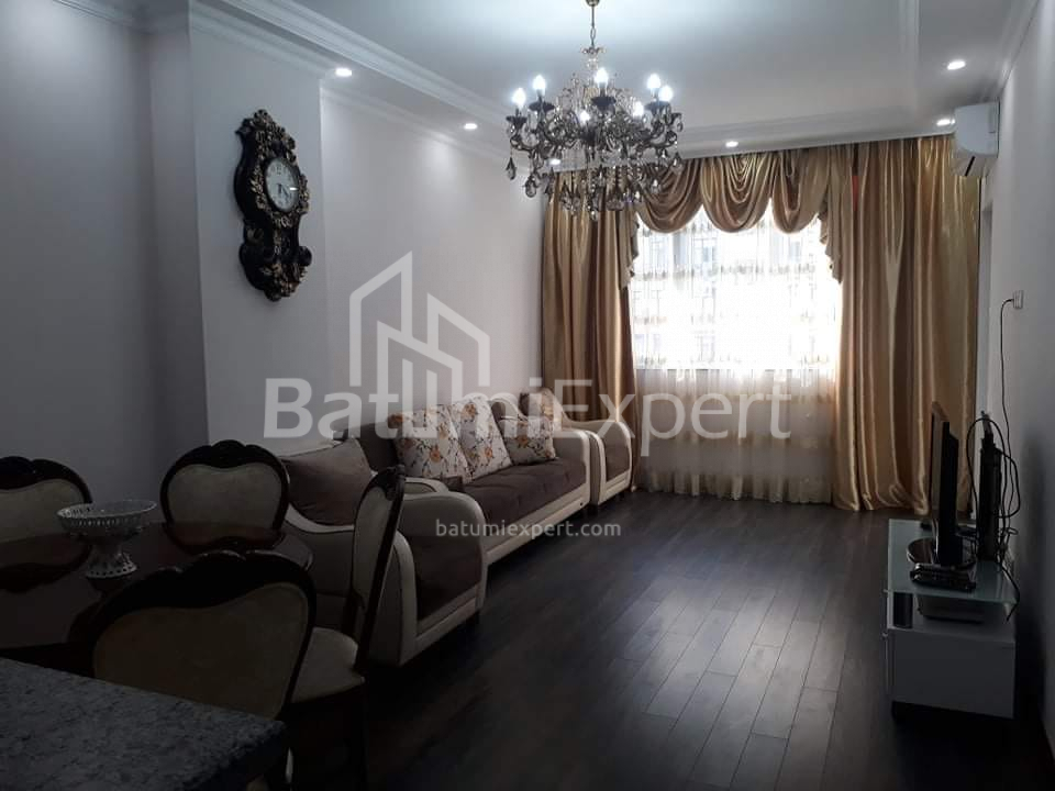 Mənzil 72 m² - Ekvtime Takaişvili, Batumi, Gürcüstan