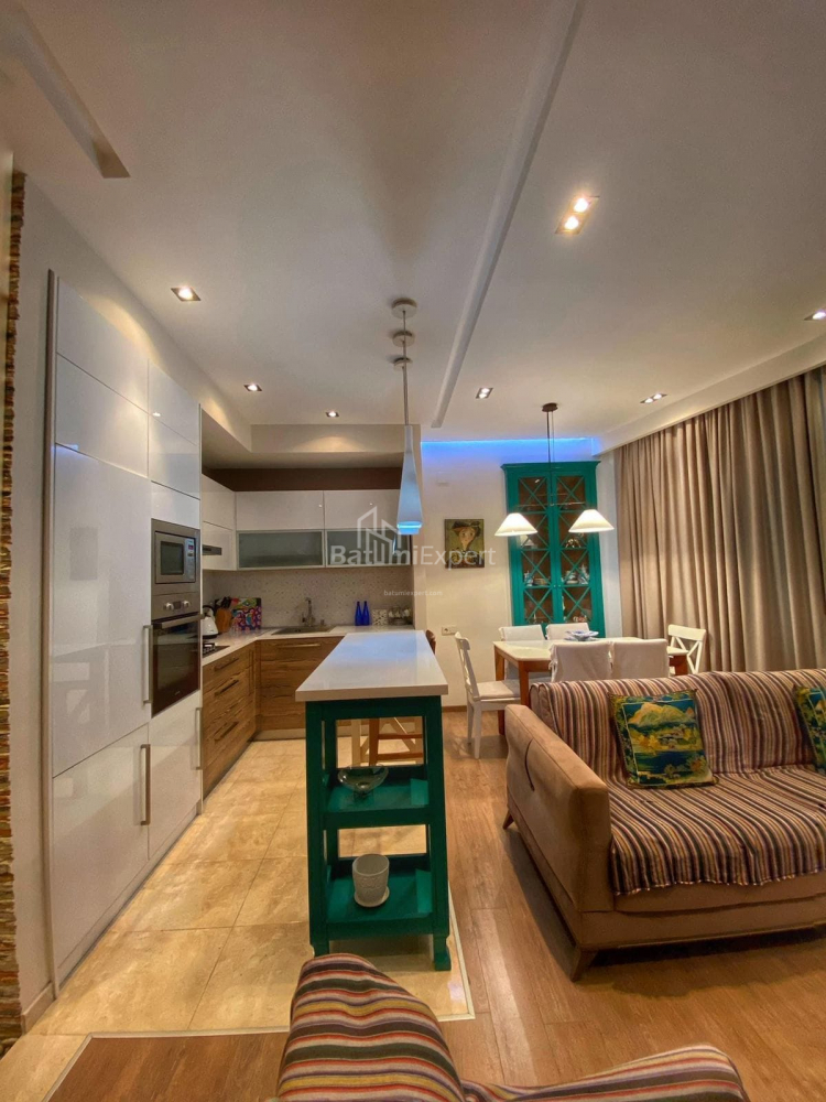 Mənzil 55 m² - Rustaveli, Batumi, Gürcüstan