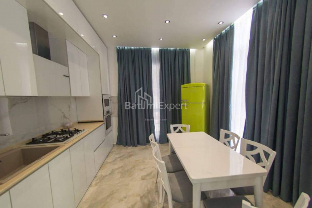 Fərdi ev 170 m² - hava limanı şosesi, Batumi, Gürcüstan