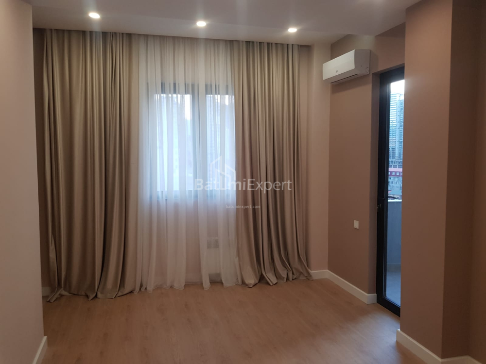 Mənzil 100 m² - Zuraba Qorqiladze, Batumi, Gürcüstan