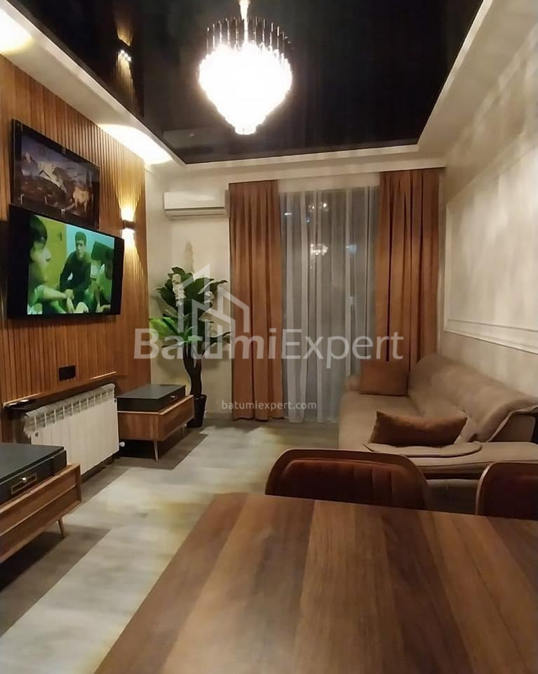 Mənzil 51 m² - Niko Pirosmani, Batumi, Gürcüstan