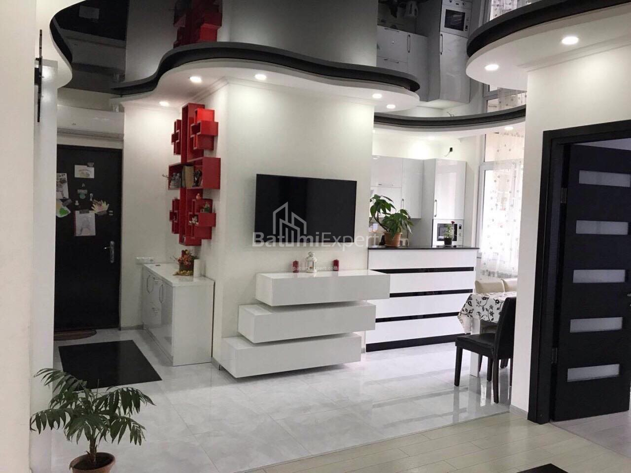 Mənzil 79.6 m² - Stefan Zubalaşvili, Batumi, Gürcüstan