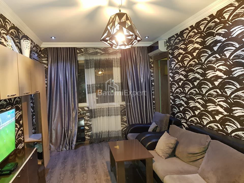 Mənzil 84 m² - İvane Cavaxişvili, Batumi, Gürcüstan