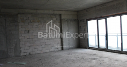Mənzil 75.86 m² - Lech və Maria Kachinsky, Batumi, Gürcüstan