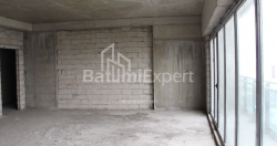 Mənzil 75.86 m² - Lech və Maria Kachinsky, Batumi, Gürcüstan