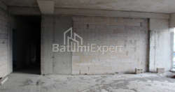 Mənzil 63.46 m² - Lech və Maria Kachinsky, Batumi, Gürcüstan