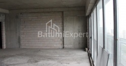 Mənzil 76.07 m² - Lech və Maria Kachinsky, Batumi, Gürcüstan