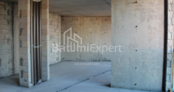Mənzil 2-комн 74 m² - Qəhrəmanlar Xiyabanı, Batumi