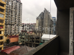 Mənzil 1-комн 70.4 m² - Vaxtanq Qorqasali, Batumi