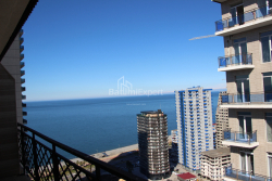 Mənzil 35.7 m² - Şerif Ximşiaşvili, Batumi, Gürcüstan