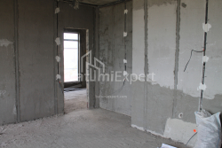 Tikilməkdə olan obyekt 55.8 m² - Lech və Maria Kachinsky, Batumi, Gürcüstan