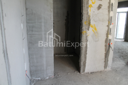 Tikilməkdə olan obyekt 55.8 m² - Lech və Maria Kachinsky, Batumi, Gürcüstan