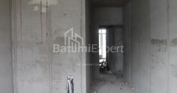 Tikilməkdə olan obyekt 35.1 m² - Lech və Maria Kachinsky, Batumi, Gürcüstan