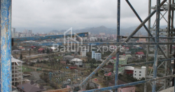 Tikilməkdə olan obyekt 30.7 m² - Lech və Maria Kachinsky, Batumi, Gürcüstan