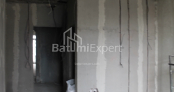 Tikilməkdə olan obyekt 28.1 m² - Lech və Maria Kachinsky, Batumi, Gürcüstan