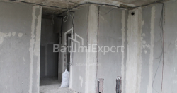 Tikilməkdə olan obyekt 55.8 m² - Lech və Maria Kachinsky, Batumi, Gürcüstan