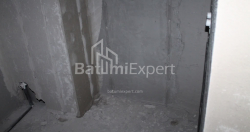 Tikilməkdə olan obyekt 74.8 m² - Lech və Maria Kachinsky, Batumi, Gürcüstan