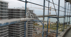 Tikilməkdə olan obyekt 34.8 m² - Lech və Maria Kachinsky, Batumi, Gürcüstan