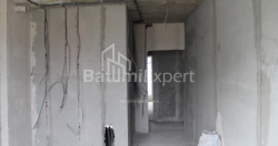 Tikilməkdə olan obyekt 34.8 m² - Lech və Maria Kachinsky, Batumi, Gürcüstan