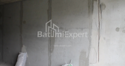 Tikilməkdə olan obyekt 34.8 m² - Lech və Maria Kachinsky, Batumi, Gürcüstan