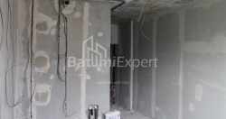 Tikilməkdə olan obyekt 35.1 m² - Lech və Maria Kachinsky, Batumi, Gürcüstan