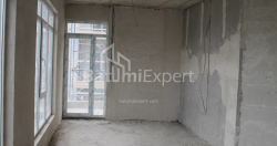 Tikilməkdə olan obyekt 74.8 m² - Lech və Maria Kachinsky, Batumi, Gürcüstan