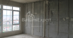 Tikilməkdə olan obyekt 55.7 m² - Lech və Maria Kachinsky, Batumi, Gürcüstan