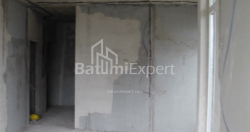 Tikilməkdə olan obyekt 55.7 m² - Lech və Maria Kachinsky, Batumi, Gürcüstan