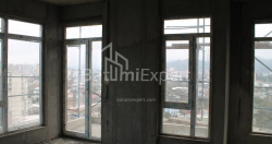 Tikilməkdə olan obyekt 55.8 m² - Lech və Maria Kachinsky, Batumi, Gürcüstan