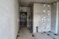 Tikilməkdə olan obyekt 34.8 m² - Lech və Maria Kachinsky, Batumi, Gürcüstan