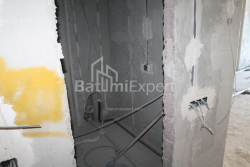 Tikilməkdə olan obyekt 34.8 m² - Lech və Maria Kachinsky, Batumi, Gürcüstan